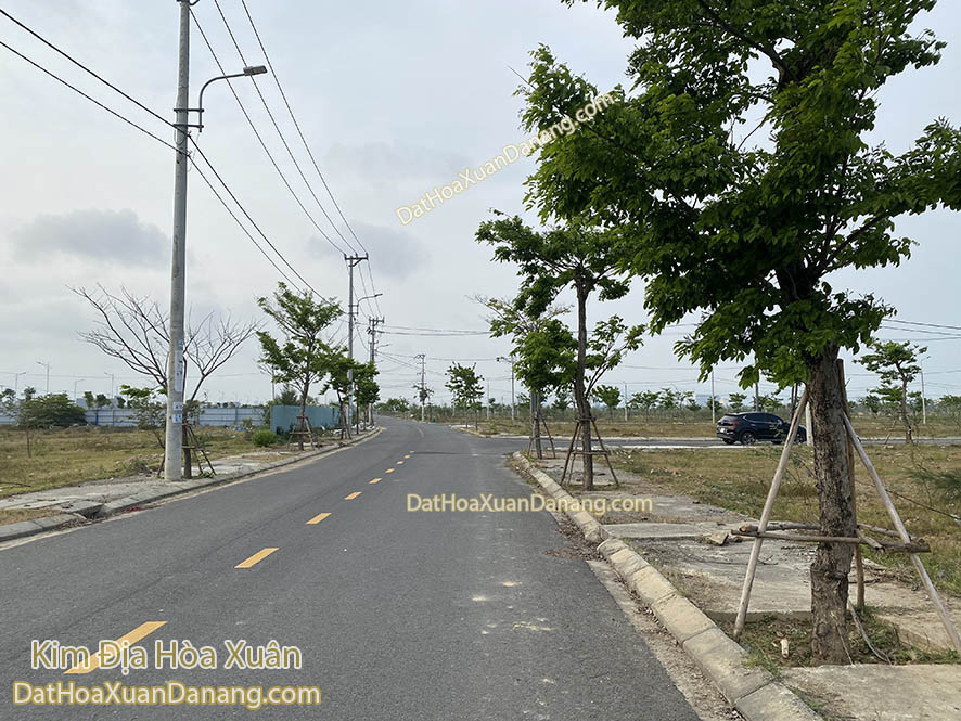 Bán 2 lô đối đất Nam Hoà Xuân đối lưng đường Nguyễn Phước Lan nối dài