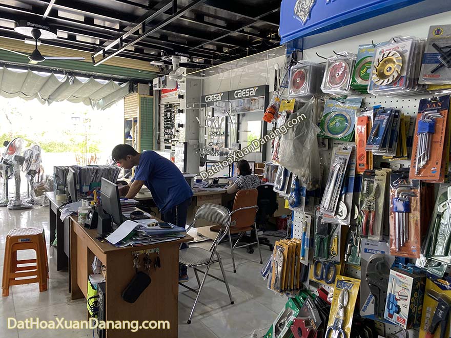 cửa hàng điện nước nhân đức hoà xuân